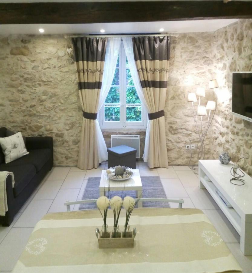Maison De L'Amour Apartment Chardonnay Assignan Zewnętrze zdjęcie
